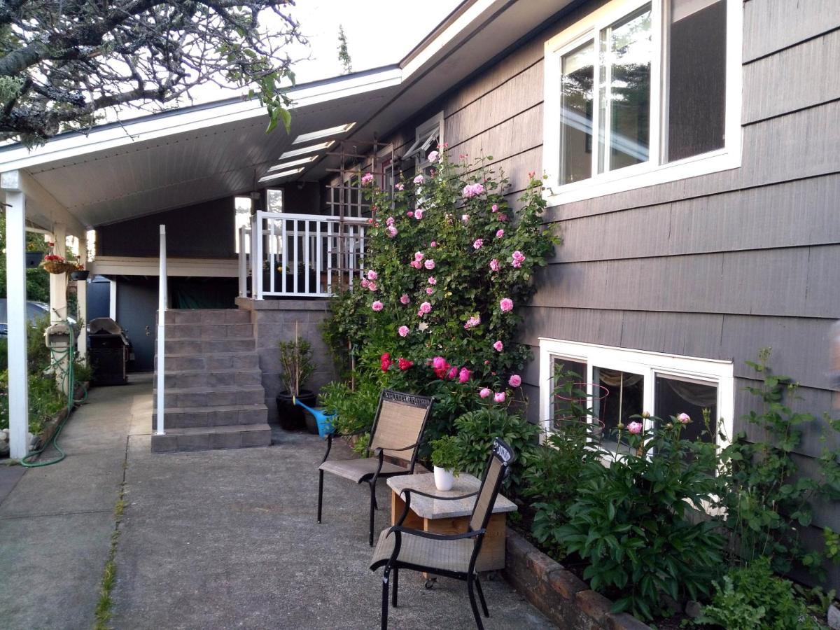 Oceanfront Paradise Comox Eksteriør billede