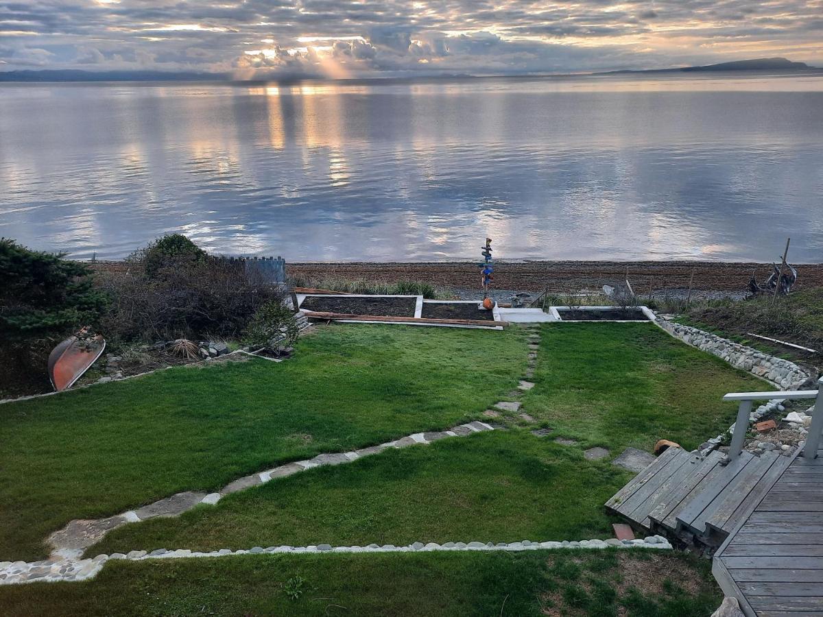 Oceanfront Paradise Comox Eksteriør billede